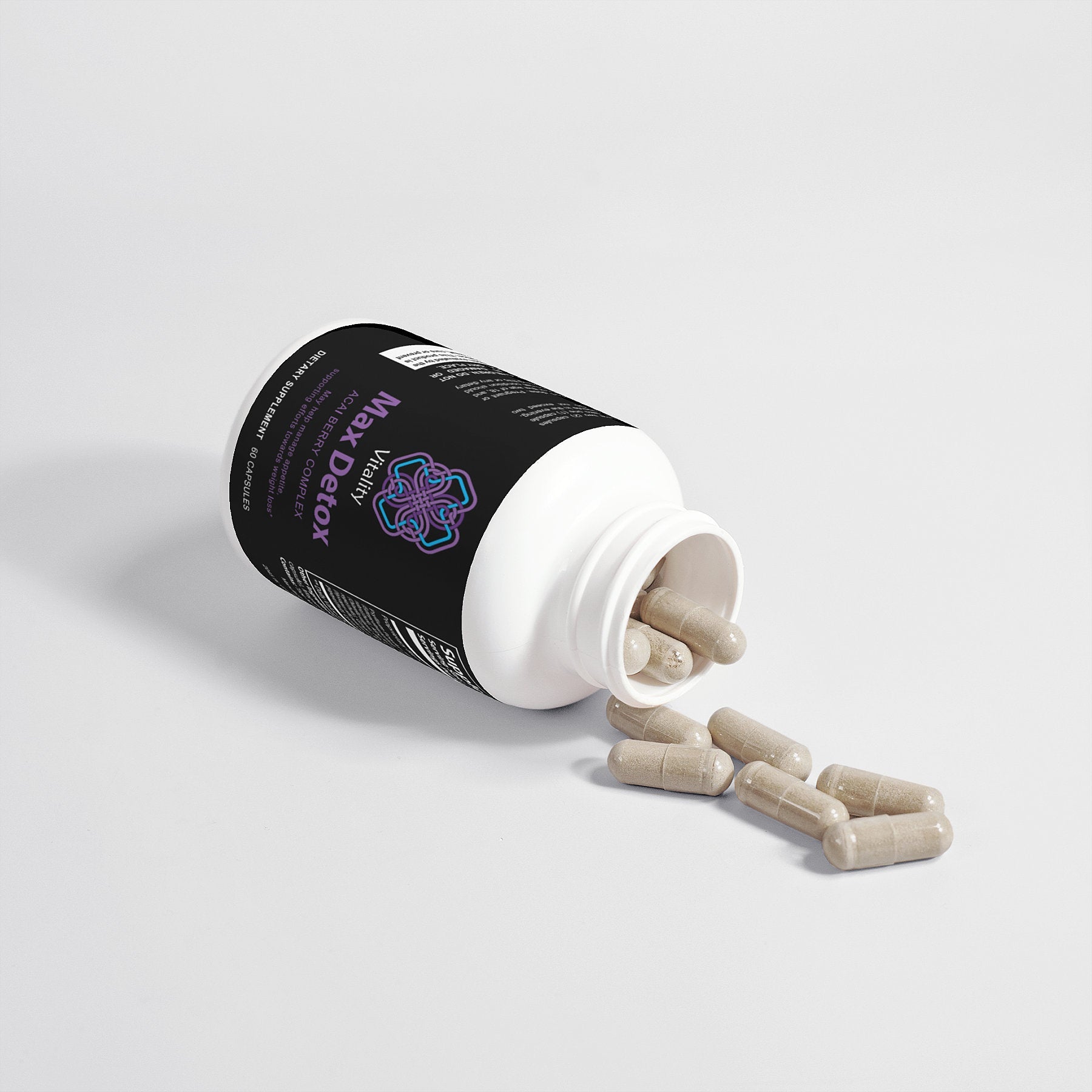 Max Açaí Detox Cleanse bottle with Açaí berries. (Image 2 of 6)